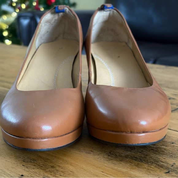 Dr. Liza sneaker pumps size 9 in VGUC - Picture 6 of 8